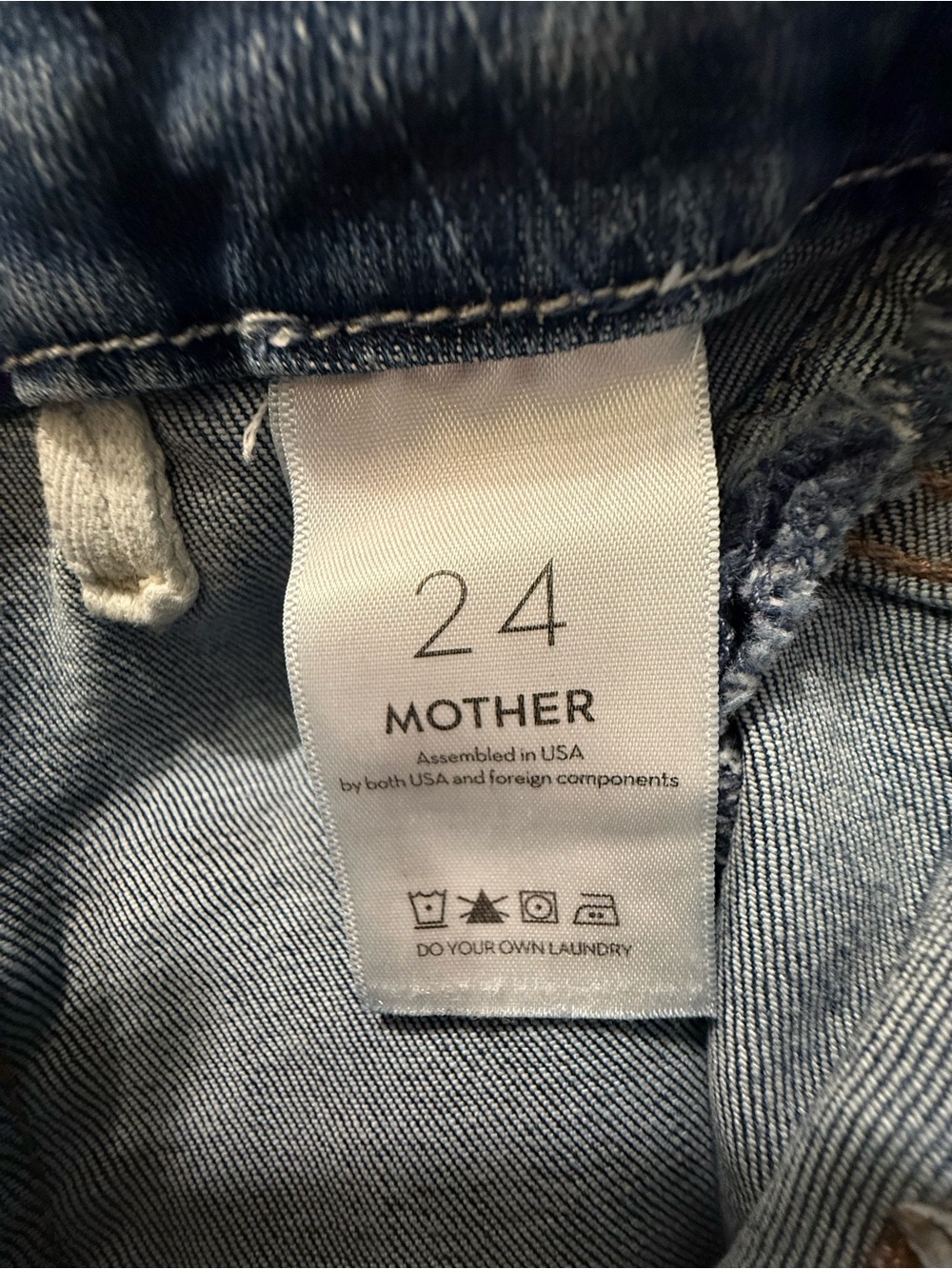 MOTHER High-Rise Wide-Leg Jeans in Medium Blue Wash - Picture 7 of 9